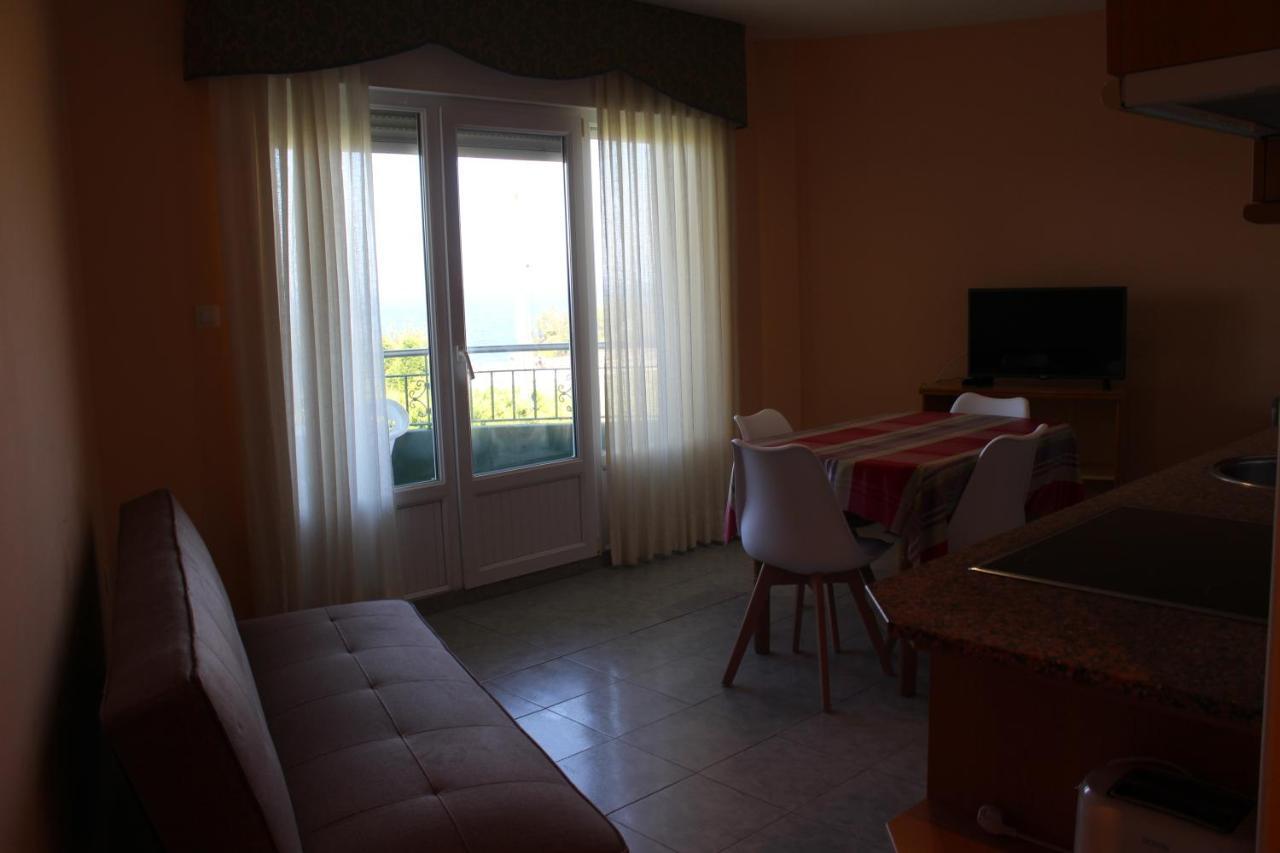 פוז Apartamentos Los Gemelos מראה חיצוני תמונה